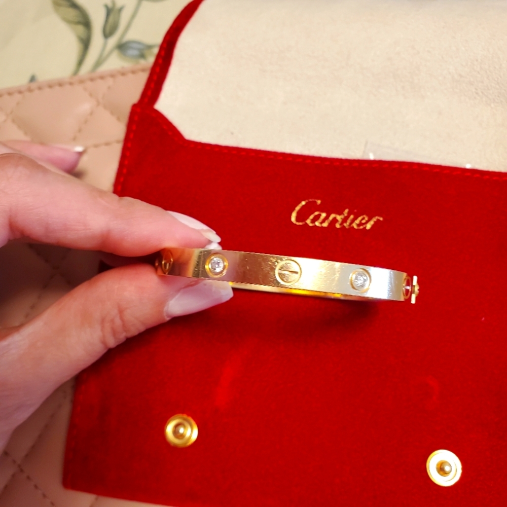 Cartier love bracelet